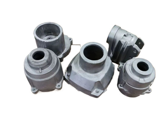 Coulée sous basse pression et sous gravité pour les pièces de camions de fonderie en aluminium demandées par les clients
