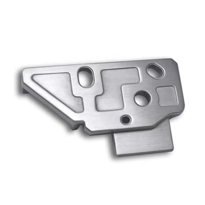 Services de coulée sous pression en aluminium pour les options de couleurs personnalisées dans les pièces de tracteurs automobiles