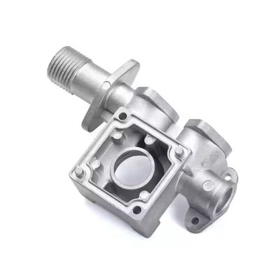 Services de coulée sous pression en aluminium pour les options de couleurs personnalisées dans les pièces de tracteurs automobiles