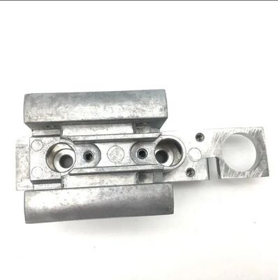 Finition par vibration pour la coulée de cuivre, pièces détachées de gravité pour la coulée en laiton et en zinc