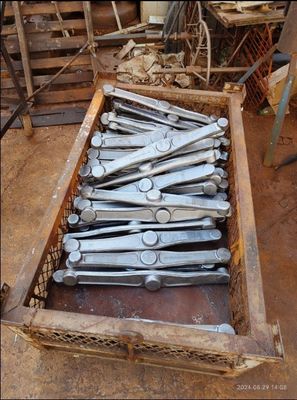 Finition anodisée, pièces de forgeage personnalisées pour les applications de machines industrielles