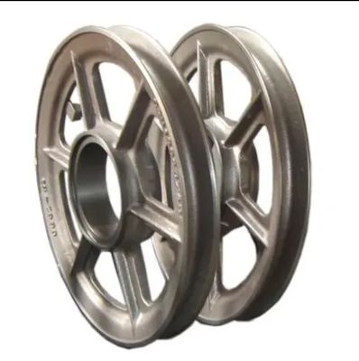 OEM pièces de forgeage en acier inoxydable en fer en aluminium poulie de roue volante